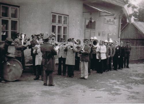 95lat