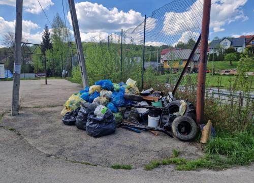 Sprzątanie wsi